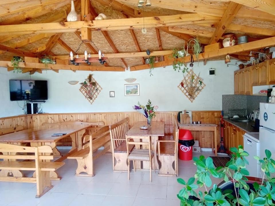 Vila Roza Balchik Bagian luar foto