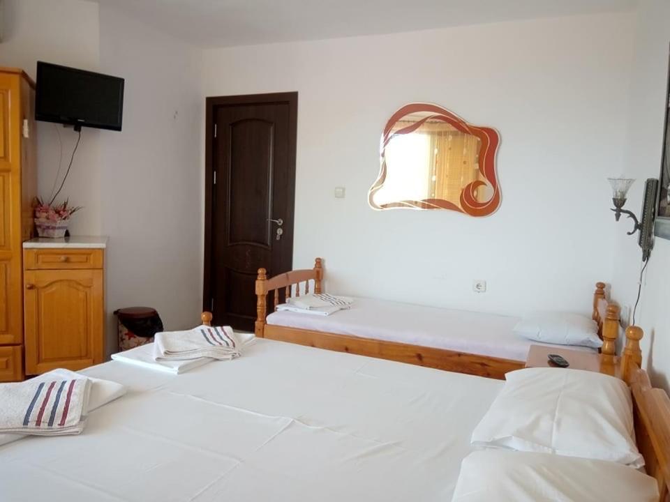 Vila Roza Balchik Bagian luar foto