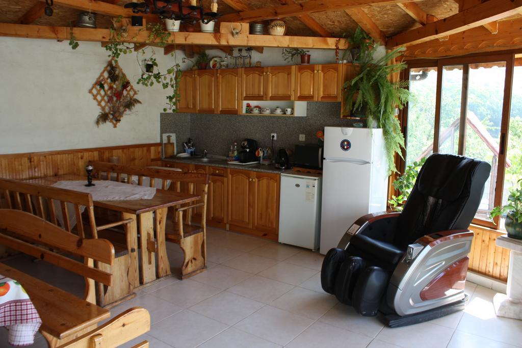 Vila Roza Balchik Bagian luar foto